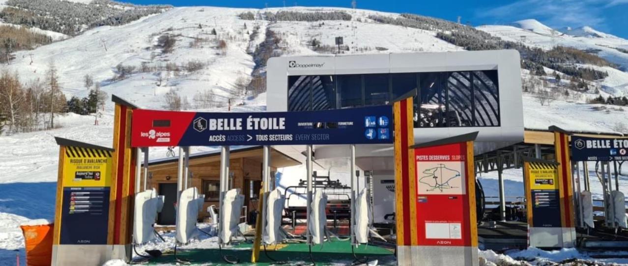 Appartement 4 Personnes Aux Pieds Des Pistes Wifi Netflix Les Deux Alpes Exterior photo